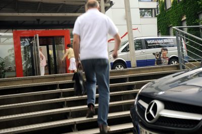 Werbeaufnahme Vet-Mobil für die Wirtschaftsgenossenschaft deutscher Tierärzte von Fotograf Daniel Möller aus Hannover