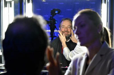 Reportageaufnahme der Bundespressekonferenz 2025 von Hannover Re von Fotograf Daniel Moeller aus Hannover