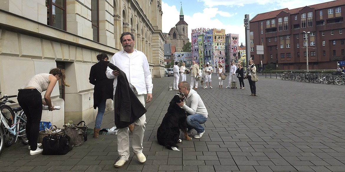 Making-of-Bild Anzeigenmotiv Braunschweig bittet zu Tisch mit Fotograf Daniel Möller Hannover