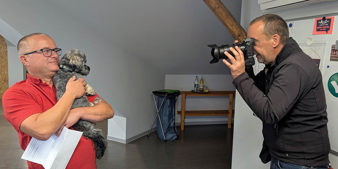 Making-of-Bild von Imageaufnahmen für IPS Ihre Pflege Sachsen GmbH in Dresden mit Fotograf Daniel Möller aus Hannover