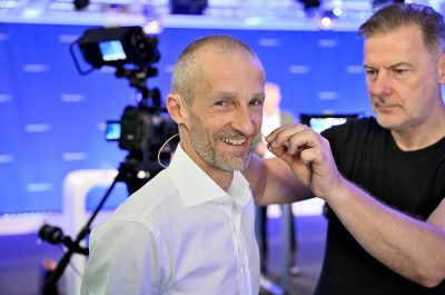 Reportageaufnahme der Bundespressekonferenz 2025 von Hannover Re von Fotograf Daniel Moeller aus Hannover
