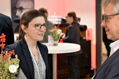 Reportageaufnahme von der Eröffnung "The Oat Factory" von frischli Milchwerke GmbH und H. & J. Brüggen KG von Fotograf Daniel Möller aus Hannover