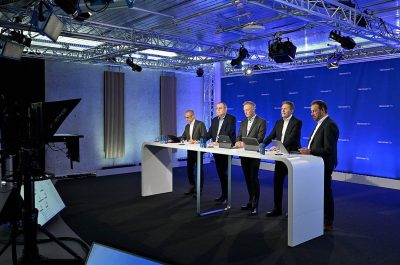 Reportageaufnahme der Bundespressekonferenz 2025 von Hannover Re von Fotograf Daniel Moeller aus Hannover