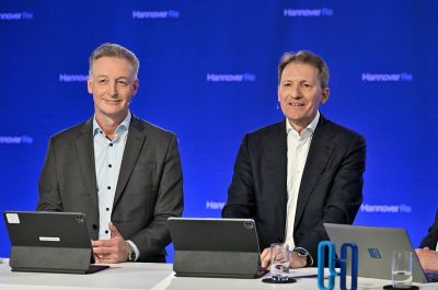 Reportageaufnahme der Bundespressekonferenz 2025 von Hannover Re von Fotograf Daniel Moeller aus Hannover