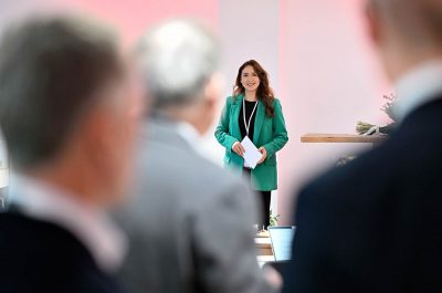 Reportageaufnahme von der Eröffnung "The Oat Factory" von frischli Milchwerke GmbH und H. & J. Brüggen KG von Fotograf Daniel Möller aus Hannover