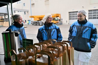 Reportageaufnahme von der Eröffnung "The Oat Factory" von frischli Milchwerke GmbH und H. & J. Brüggen KG von Fotograf Daniel Möller aus Hannover